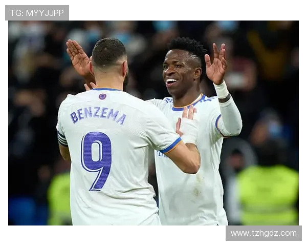 维尼修斯 vs 马丁内利：巴西边锋的成长分化