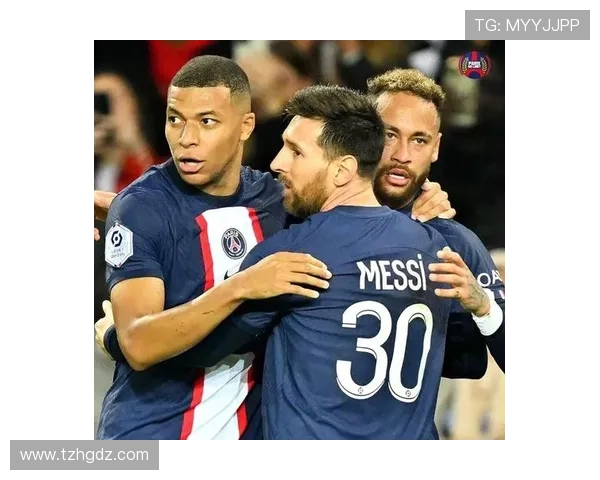 没有姆巴佩的巴黎圣日耳曼，反而更像一支真正的球队了？