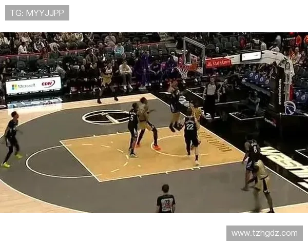 特雷·杨挡拆制造错位显著提升球队关键时刻得分效率